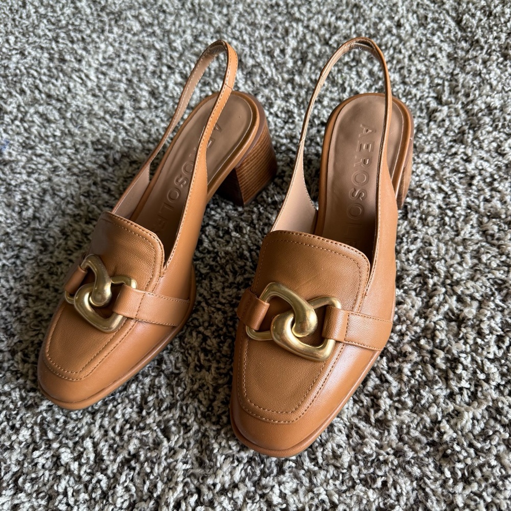 Aerosoles brown sling back heels!
